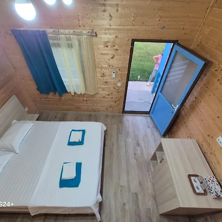 La Corbu1 Cabană